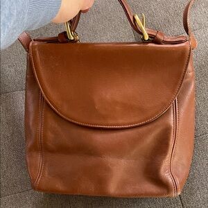 Vintage Authentic Coach Elegant Brown Leather Women's Shoulder Crossbody Bag
